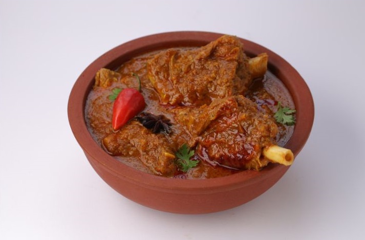 Mutton Curry in a earthen Bowl